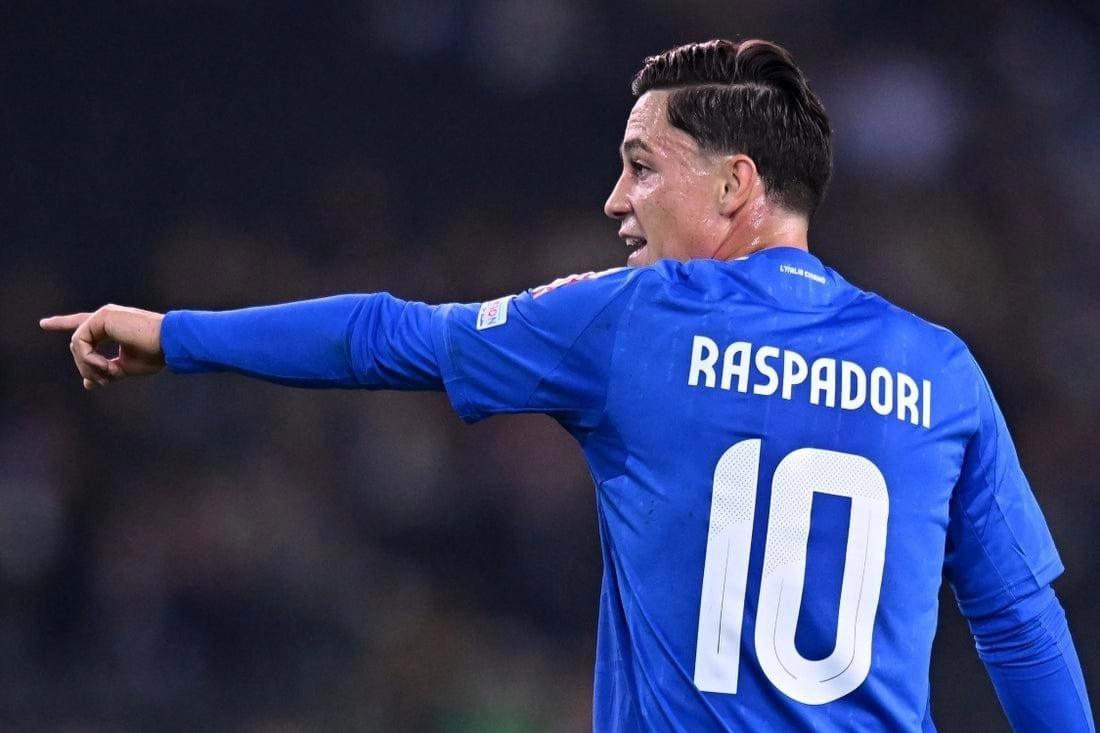 Giacomo Raspadori Chứng Minh Giá Trị Với Khả Năng Di Chuyển Và Ghi Bàn Quá Linh Hoạt - Phân Tích Chi Tiết Về Một Ngôi Sao Ti Tiềm Năng Của Bóng Đá Hiện Đại