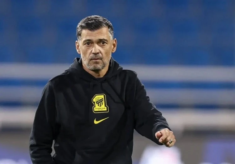 Serxio Konseysao Marsellə danışıqlar aparır