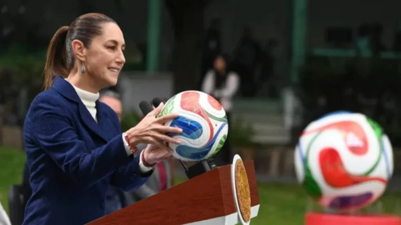 Şeynbaum: FIFA DÇ-2026-da İran yığmasının oyunlarını ABŞ-dan Meksikaya köçürməkdən imtina edib