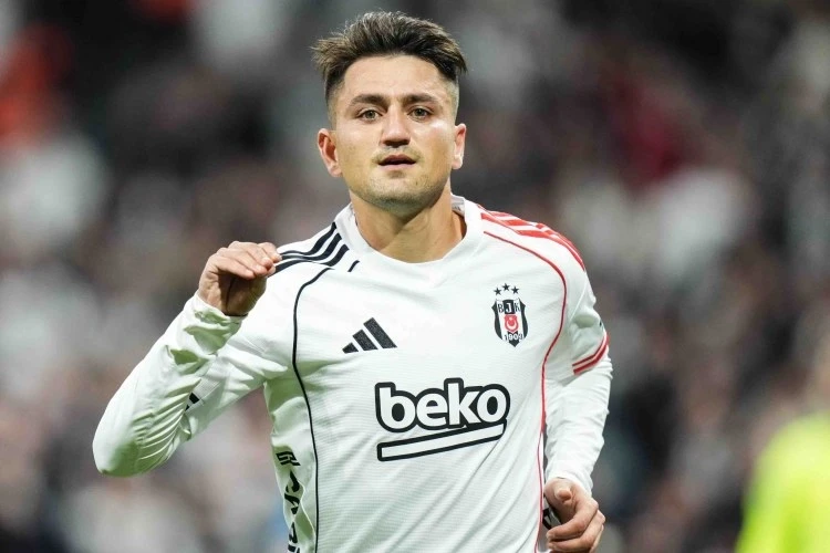 Cengiz Ünder Stays at Beşiktaş