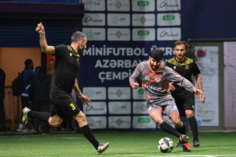 Ölkə çempionatında V tura yekun vurulub