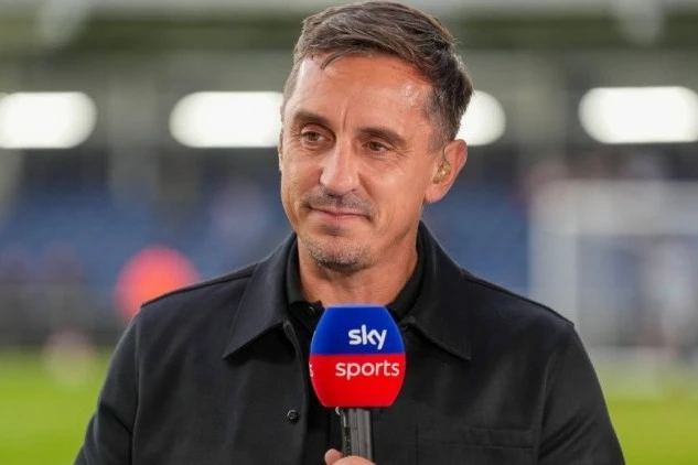 Gary Neville: Slot's 'Liverpool' reminds me of my 'Manchester United' days Gary Neville: Slot's 'Liverpool' reminds me of my 'Manchester United' days