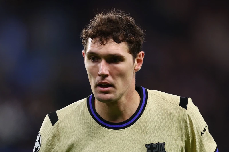 Barcelona Christensen'in sakatlığının ardından savunmayı güçlendirmek için seçenekleri değerlendiriyor