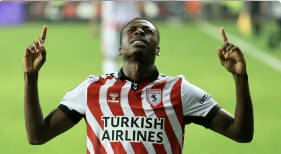 Fənərbaxça Musabaya rəsmi təklif göndərdi, Tedesko israr edir