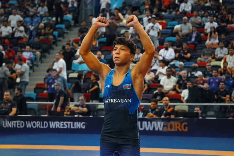 İbrahim Həsənov dünya çempionatında finala yüksəlib