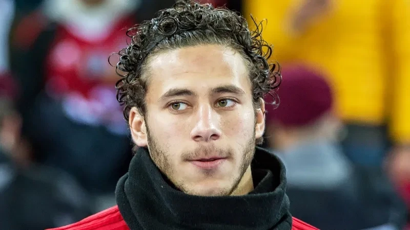 Misir millisinin futbolçusu Ramazan Sobhi saxtakarlığa görə bir il həbs cəzası alıb