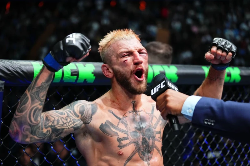 Dan Hooker to Pimblett: “I want to rip your head off”