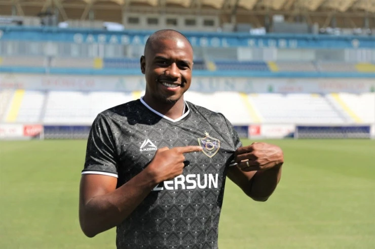 Julio Romao Left "Qarabag"