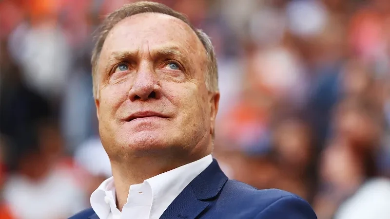 Dick Advocaat resigns as head coach of the Curaçao national team