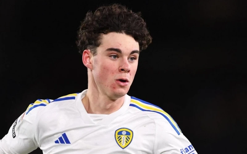 "Real" London klubunun gənc müdafiəçisini transfer etmək istəyir
