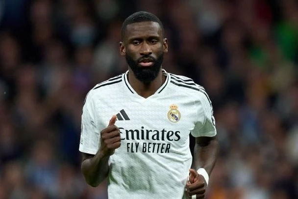 Переговоры Рюдигера с «Реалом» о новом контракте приостановлены