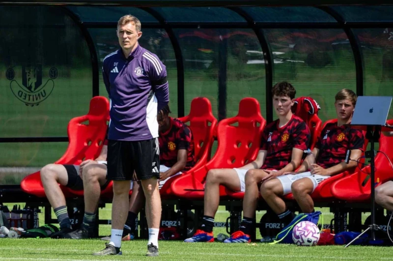 Darren Fletçer Mançester Yunaytedə müvəqqəti baş məşqçi təyin olunacaq