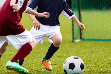 İspaniyada futbol məşqçisini irqi zəmində təhqir edən şəxs həbs edildi