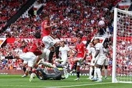 Manchester United - Fiorentina hazırlık maçı berabere bitti, penaltılarda Manchester United kazandı