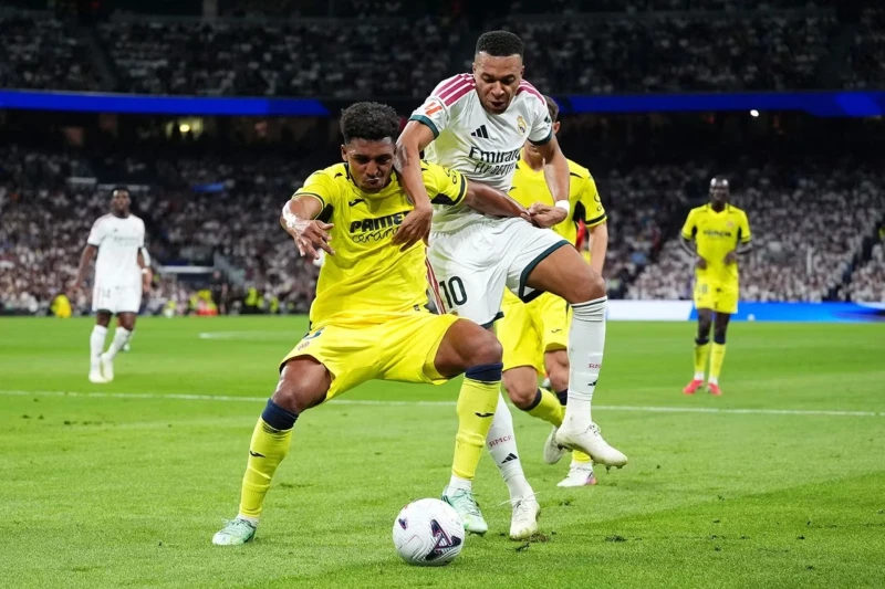Real Madrid Vilyarrealı 1-0 məğlub etdi, Vinicius qırmızı kart gördü; Barcelona 3-0 Xetafe