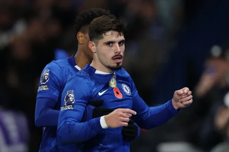 Педро Нету наказан за неспортивное поведение в матче с Арсеналом