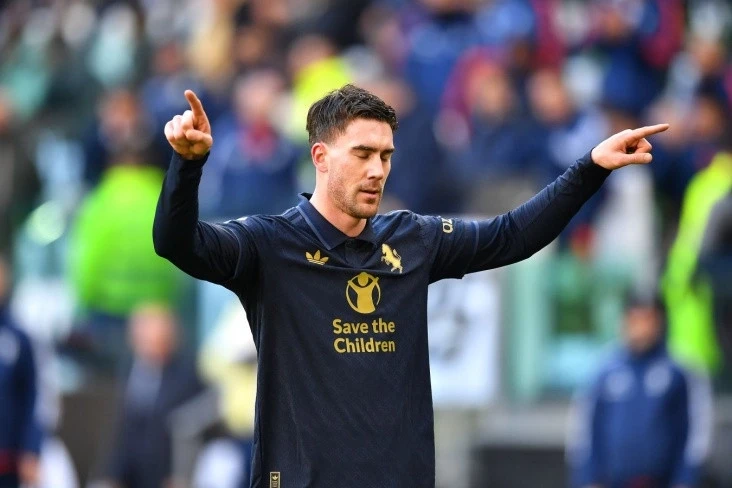 Yuventus Vlahoviçin müqaviləsinin uzadılması məsələsini müzakirə edəcək