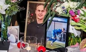 İsveçdə 20 yaşlı qapıçı güllələnmə nəticəsində həlak olub