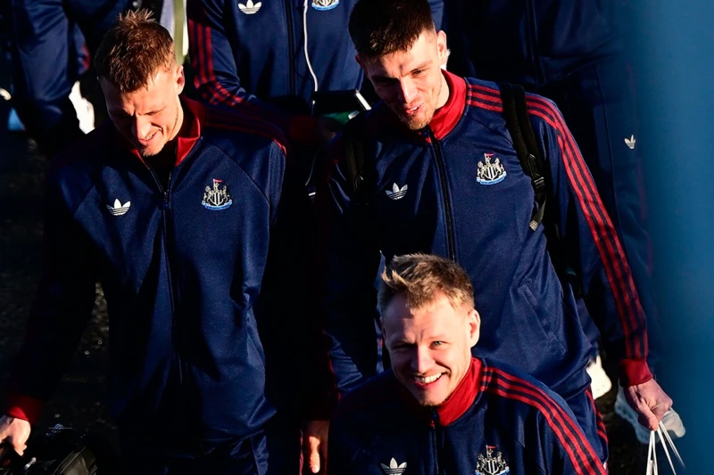 Newcastle, Karabağ maçı için Bakü'de - FOTO