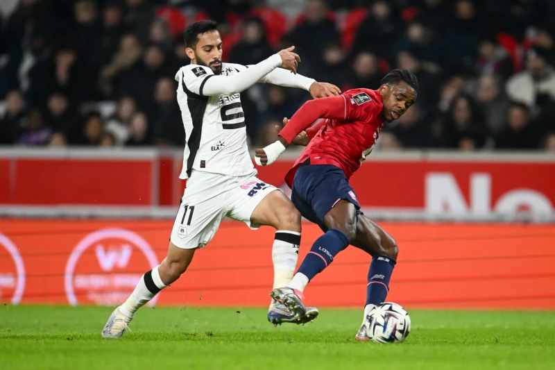 Ligue 1: Rennes - Lille (1:2), Le Havre - Lyon (0:0), Strasbourg - Paris (0:0);