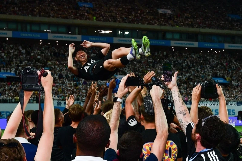 Son Heung-min kariyerine Los Angelesta devam edecek