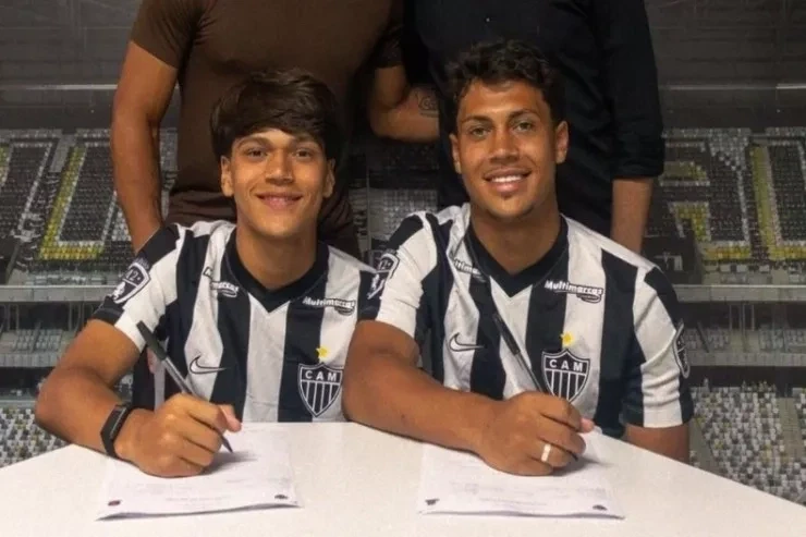 Halkın oğulları Atletiko Mineyro ilə ilk peşəkar müqavilələrini imzaladılar