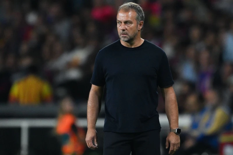 Флик уклоняется от ответа на вопрос о переходе Педро Фернандеса в ПСЖ