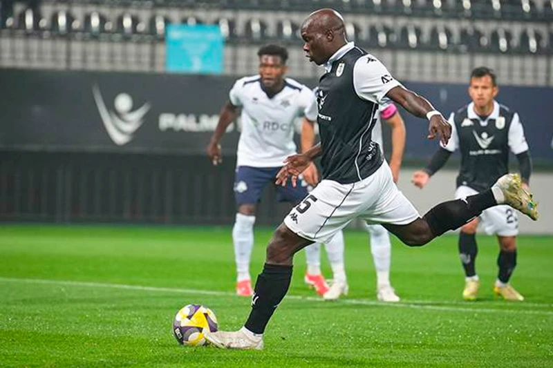 Neftçi: Baş Məşqçi Dəyişikliklərində Qeyri-Sabitlik Rekordu - İdman.Biz Təhlili