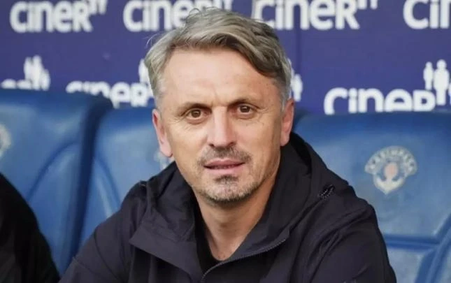 Эюпспор расстался с Орханом Аком