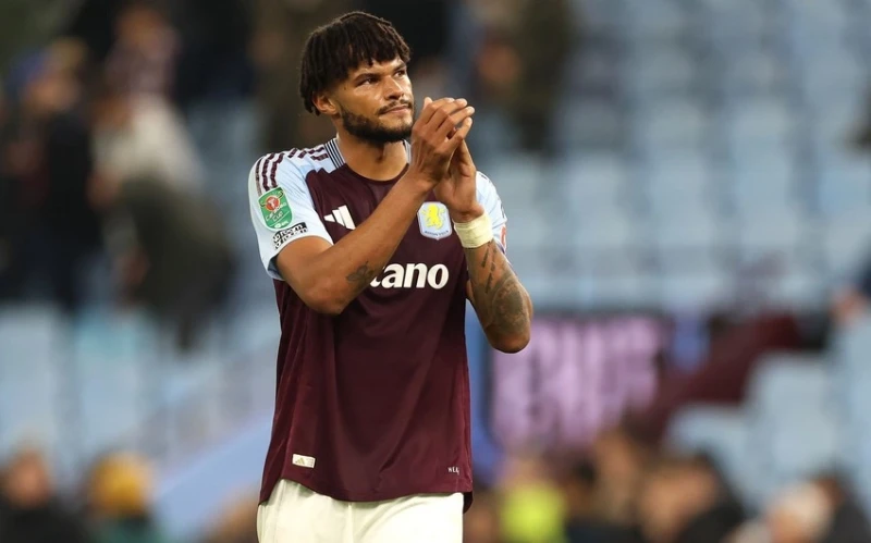 Aston Villa Extends Tyrone Mings' Contract