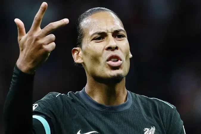 Virgil van Dijk, Liverpool'un hücum hattını güçlendirmeye ihtiyacı olduğunu söyledi