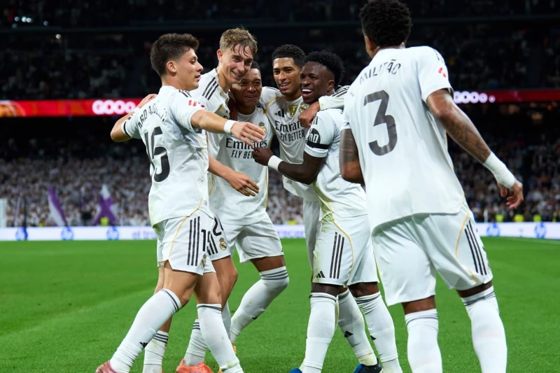 Real Madrid Atletico karşısında galibiyetle İspanya Süper Kupası finaline yükseldi, rakip Barcelona - VİDEO