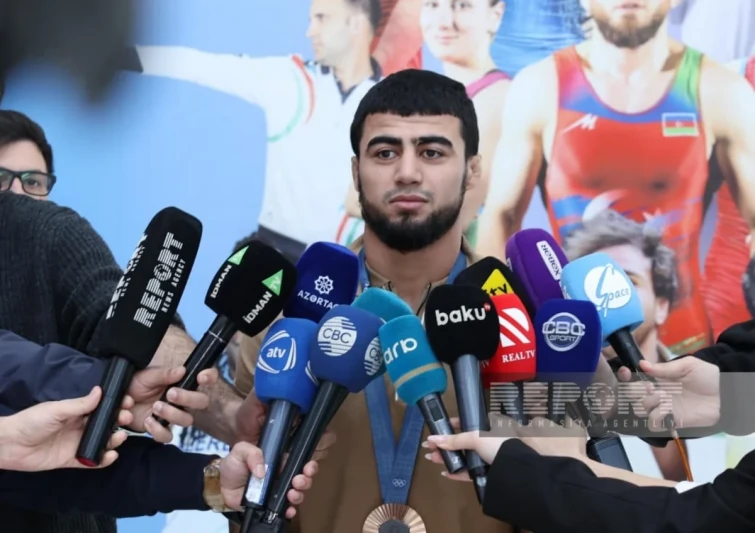 Həsrət Cəfərov Olimpiadada qazanılan medalın korlanmasından və problemin həllindən danışıb