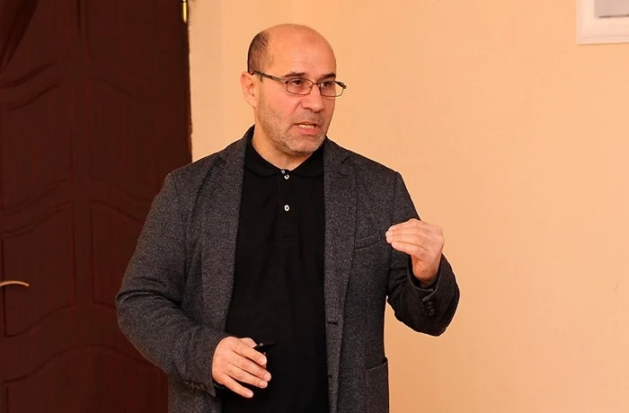 AFFA rəsmisi klubların lisenziyalaşdırılması prosesi barədə danışıb