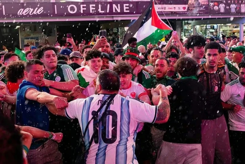 Argentina - Əlcəzair matçından əvvəl azarkeşlər arasında dava