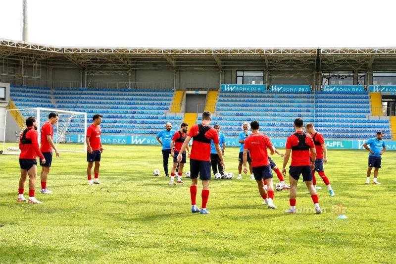 Azerbaijan national team holds open training session before match against Ukraine - PHOTO