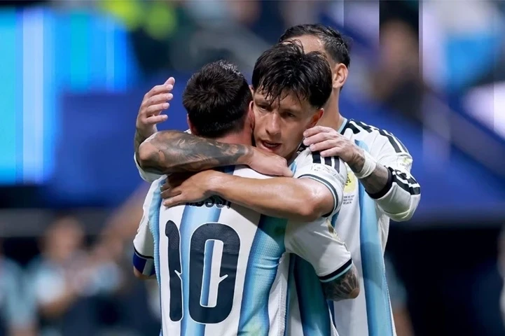 Argentina İsveçrəni əlavə vaxtda məğlub edərək DÇ-2026-nın yarımfinalına çıxdı