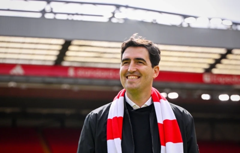Liverpul yeni məşqçisi transfer planları barədə danışdı