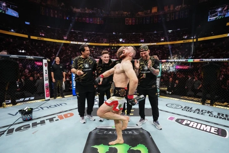 UFC çempionu Hindistan klipində rol alıb - VİDEO