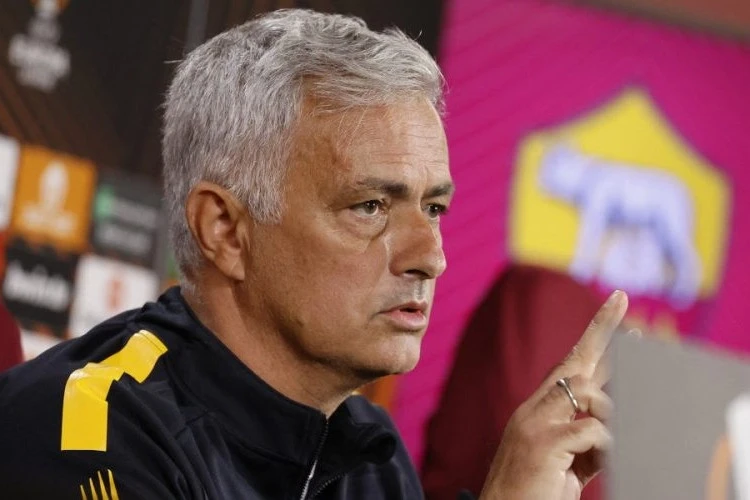 Jose Mourinho got a bruise in a friendly match