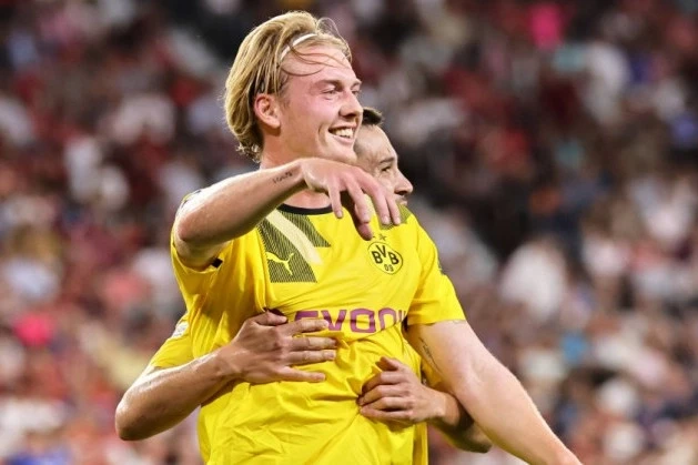 Qalatasaray Yulian Brandtla yaxından maraqlanır