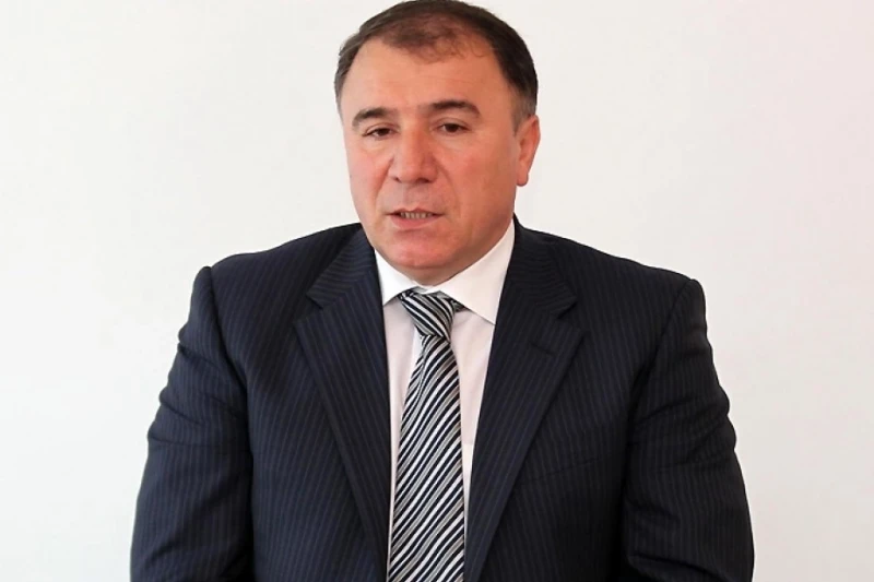 Искандер Джавадов: В неудаче виноваты все мы, неправильно возлагать всю ответственность на Сантуша;