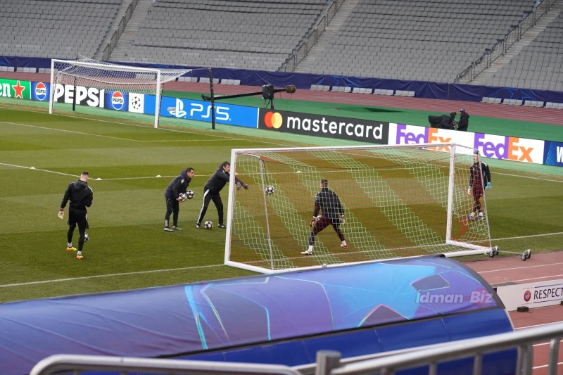 Карабах провел открытую тренировку перед матчем Лиги чемпионов с Ньюкаслом - ФОТО