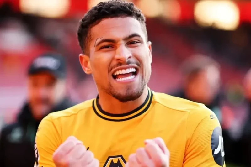 «Манчестер Юнайтед» начал переговоры о трансфере Жоао Гомеша