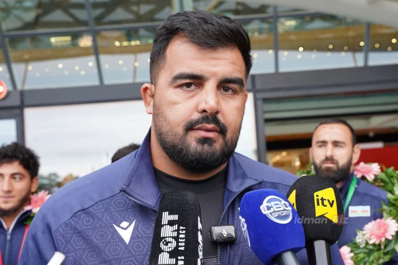 Oyan Nəzəriani Bakıda keçiriləcək yarışlar və yığmanın hazırlıqları haqqında danışdı