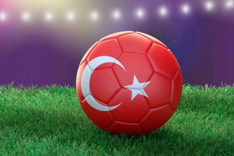Türkiye'de Futbol Bahis Soruşturması: Futbolcular ve Galatasarayın Eski Yöneticisi Dahil Tutuklamalar