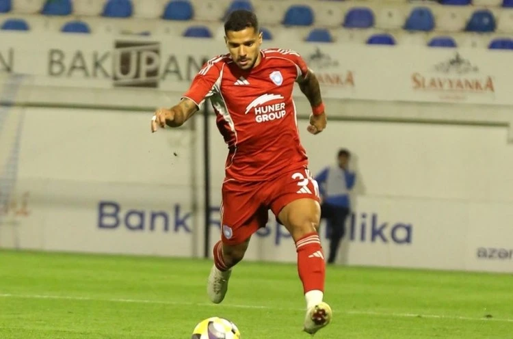 Turan Tovuzun oyun&ccedil;usu Enrike Silva zədələndi