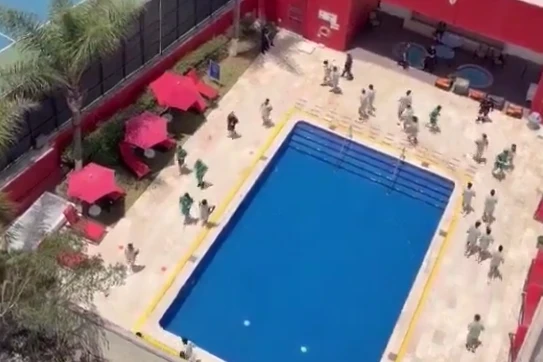İran futbol komandası Meksikada Dünya Çempionatına hazırlaşır