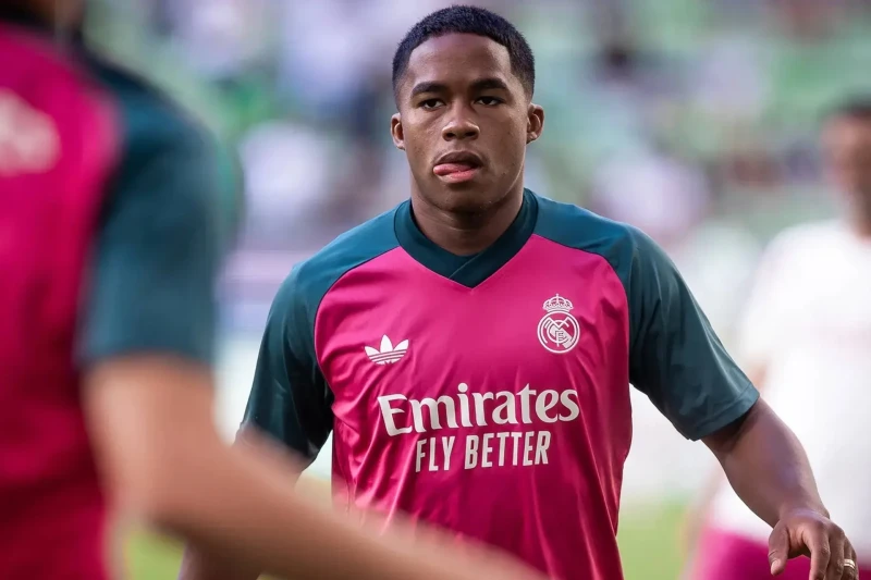 Chelsea, Arsenal, Manchester United, Manchester City və Liverpool Endrikin transferi ilə maraqlanır