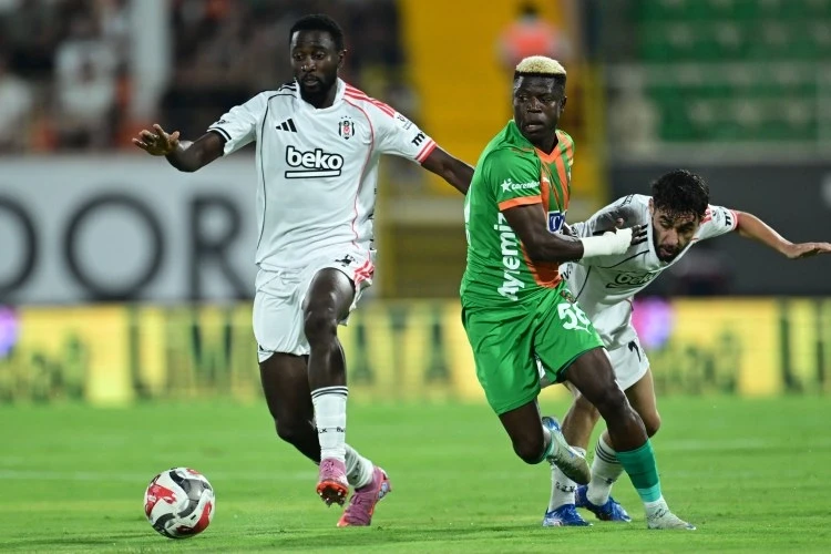Beşiktaş Vilfred Ndidini itirdi / Beşiktaş Vilfred Ndidini itirdi